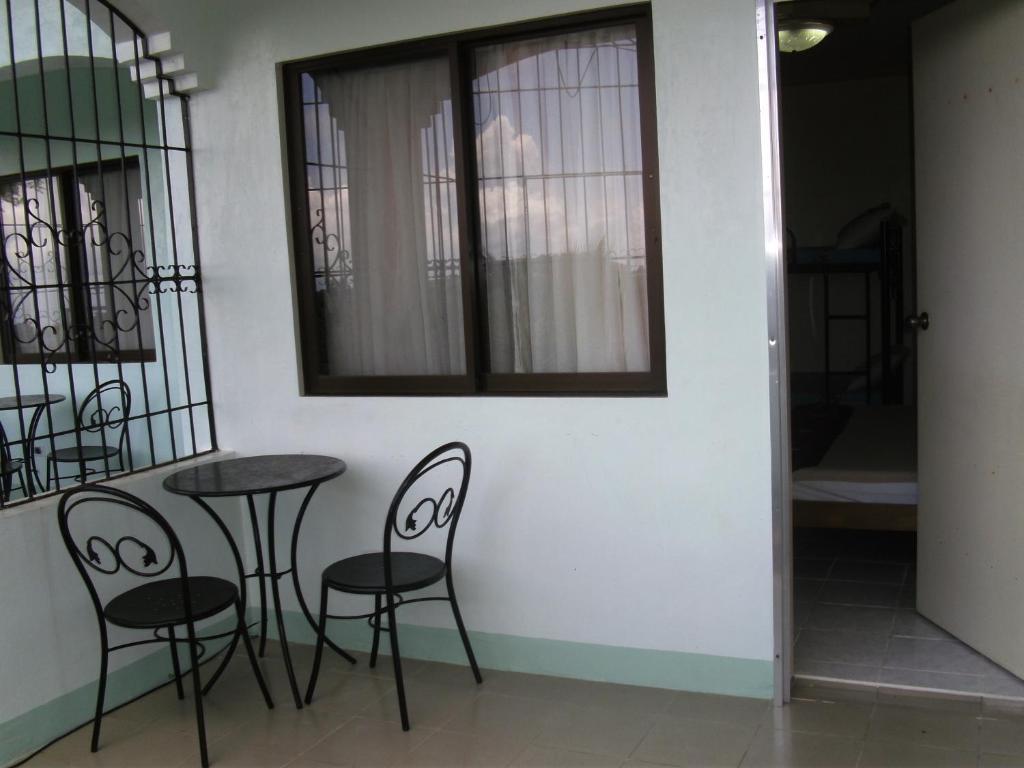 Royal Taal Inn Tagaytay City Camera foto