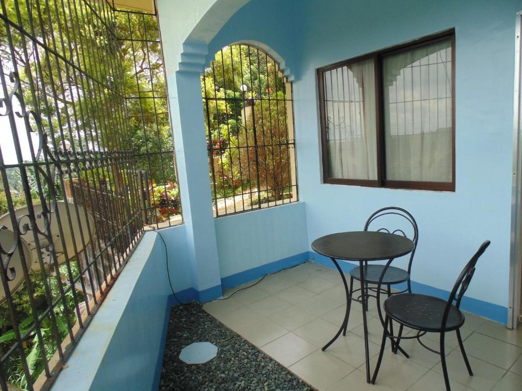 Royal Taal Inn Tagaytay City Camera foto