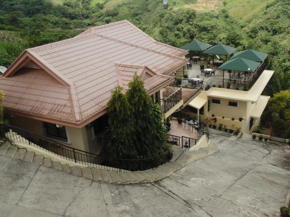 Royal Taal Inn Tagaytay City Esterno foto