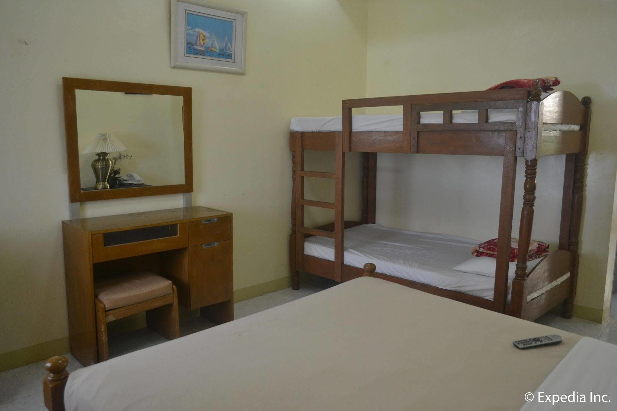 Royal Taal Inn Tagaytay City Esterno foto