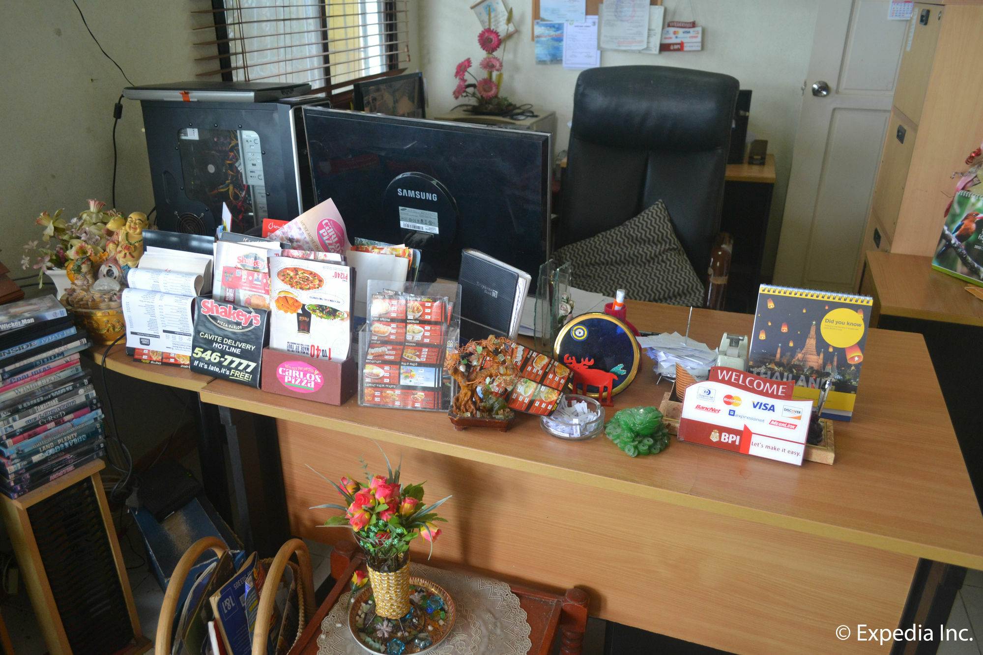 Royal Taal Inn Tagaytay City Esterno foto